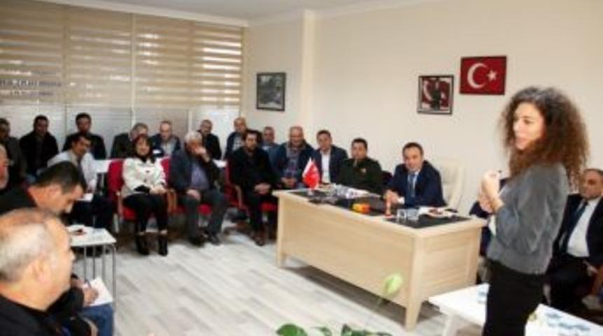 Muhtarlara Kadına Şiddet Anlatıldı