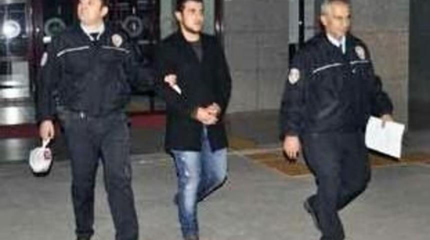 &Ccedil;aldığı Motosikleti Sosyal Medya Sayfasından Satmaya Kalkınca Yakalandı