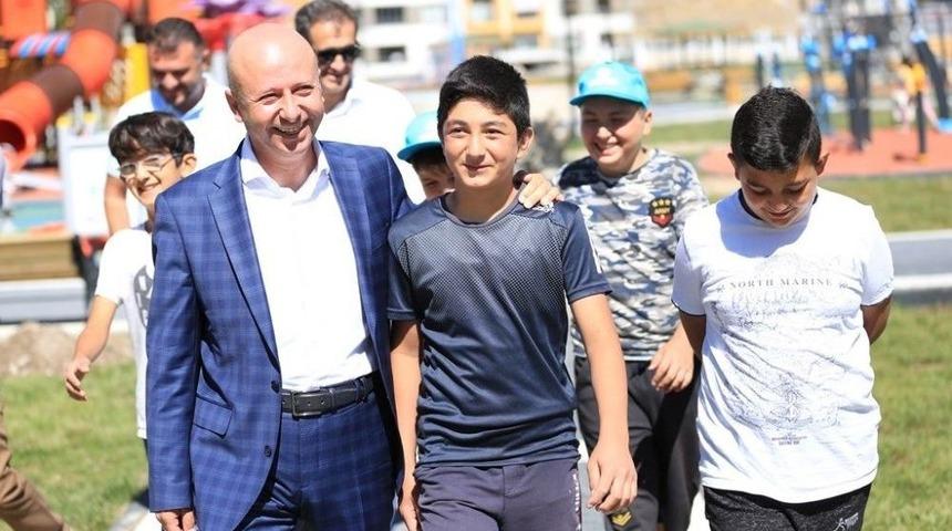 Yeni Parklar Kocasinan&rsquo;ı Daha Da G&uuml;zelleştiriyor