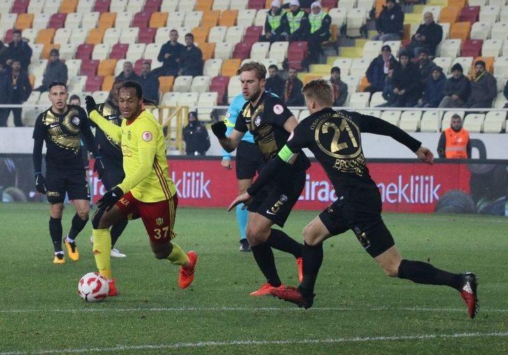 Ziraat Türkiye Kupası: Evkur Yeni Malatyaspor: 1 - Osmanlıspor: 1 (ilk Yarı) G1