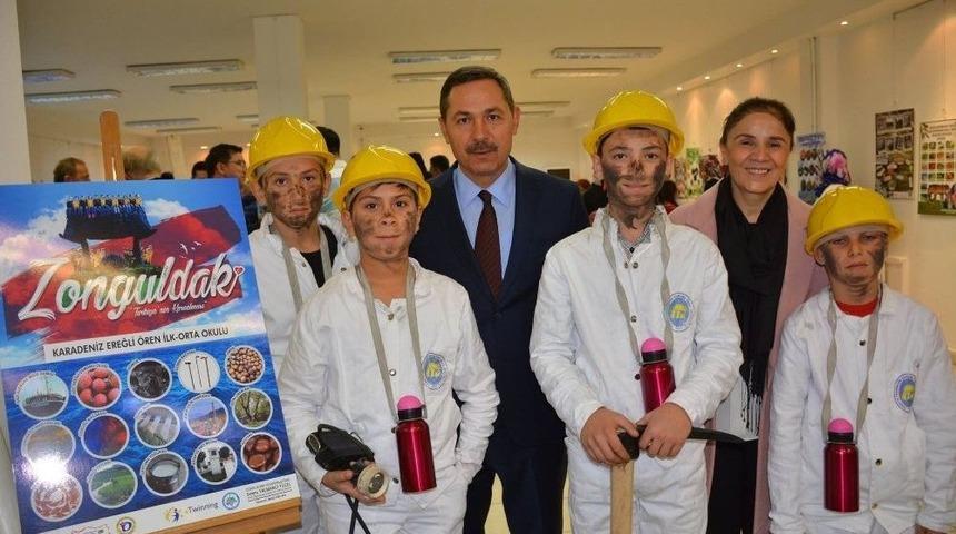 &ldquo;seksen Bir İliz, Hepimiz Sergisi&rdquo; Ne Yoğun İlgi