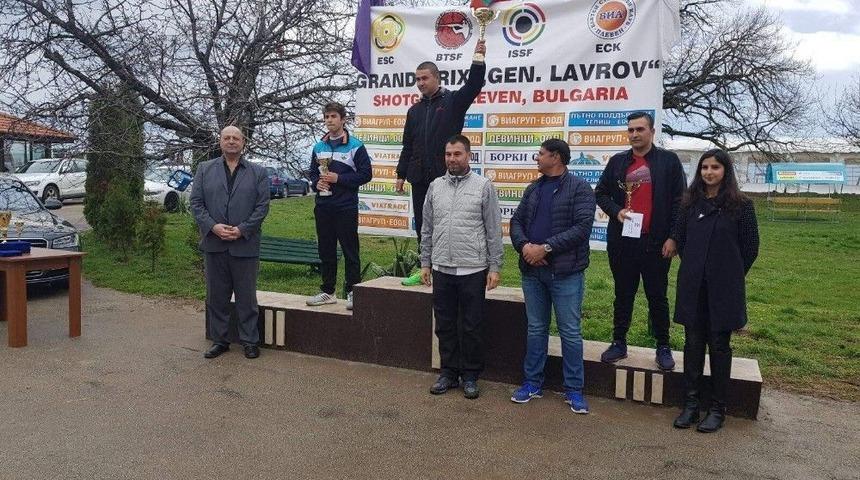 Osmangazili Sporcu Bulgaristan’dan Madalya İle Döndü