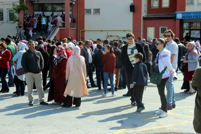 Lgs Sınavına Giren Öğrenciler Heyecandan Sahura Kadar Uyuyamadı