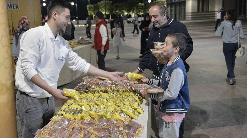 Halk Ekmek&rsquo;ten Teravih İkramı