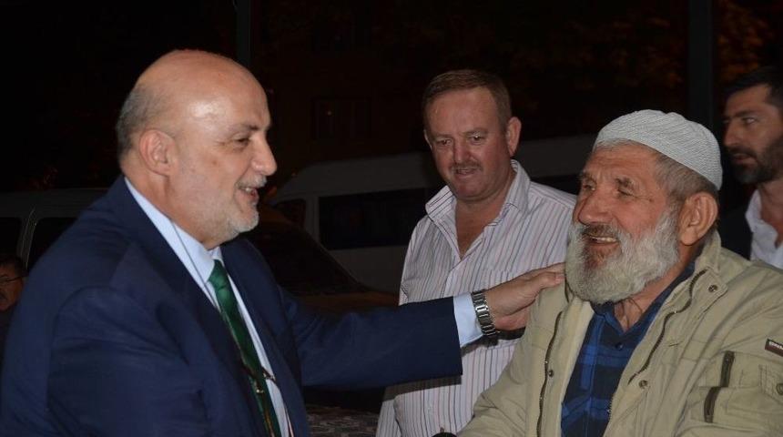 Ak Parti Milletvekili Adayı Yelis, K&ouml;y K&ouml;y Dolaşıp Cumhur İttifakını Anlatıyor