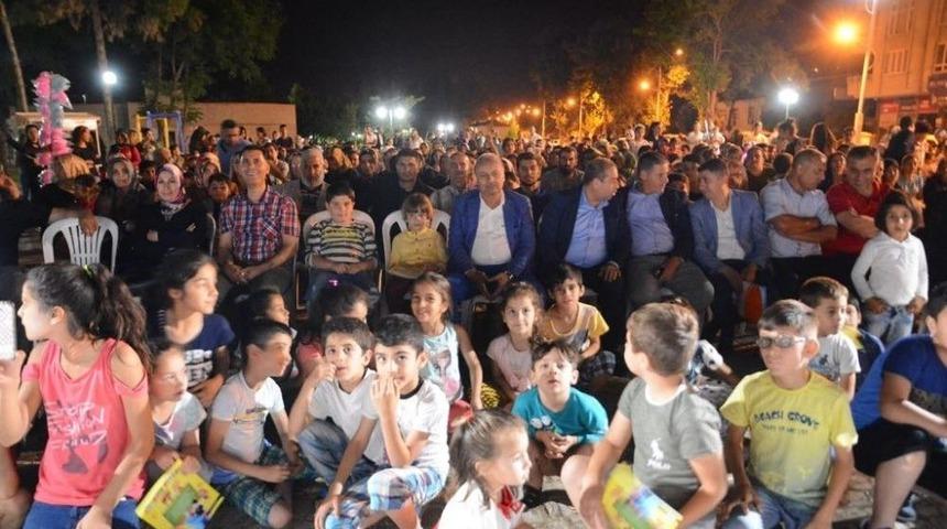Birecik&rsquo;te G&ouml;lge Oyununa Yoğun İlgi G&ouml;rd&uuml;