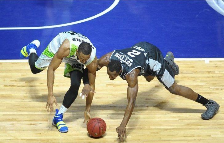 Eurocup: Tofaş: 79 - D. Energia Trento: 91 G5