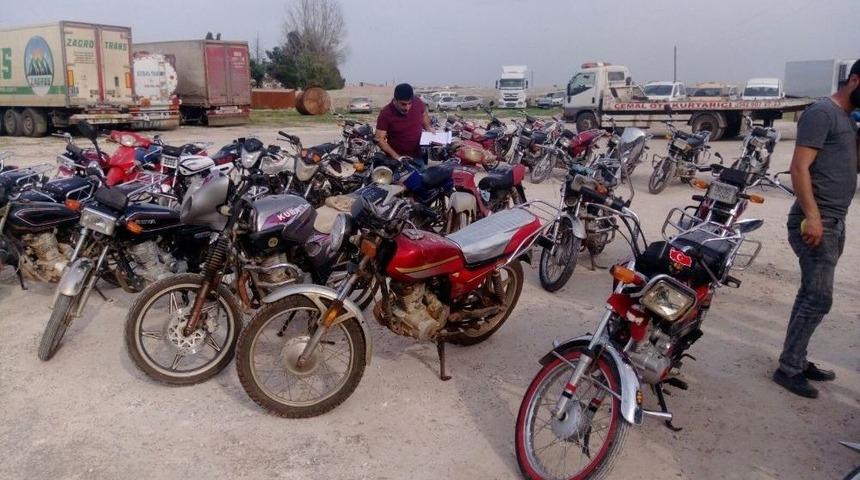 Şanlıurfa&rsquo;da 48 &Ccedil;alıntı Motosiklet Ele Ge&ccedil;irildi