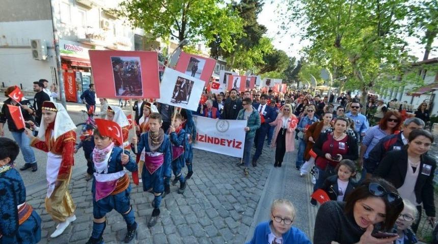 Ulu &Ouml;nder Atat&uuml;rk, Fo&ccedil;a&rsquo;ya Gelişinin 84. Yılında Anıldı