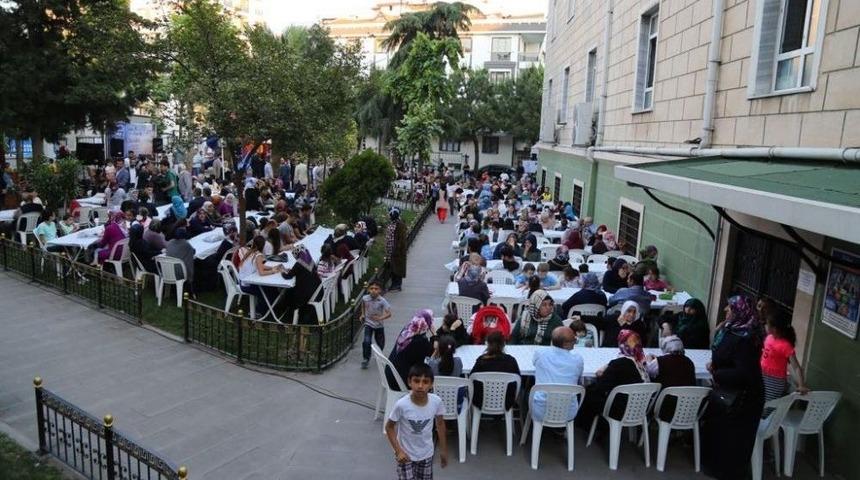 Mete Yarar: "g&uuml;&ccedil;l&uuml; Ordu G&uuml;&ccedil;l&uuml; T&uuml;rkiye Yapmaz Ama G&uuml;&ccedil;l&uuml; T&uuml;rkiye G&uuml;&ccedil;l&uuml; Ordu Yapar"