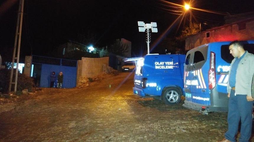 İki &Ccedil;ocuğunu &Ouml;ld&uuml;r&uuml;p İntihar Eden Kadının Geriye Not Bıraktığı Ortaya &Ccedil;ıktı