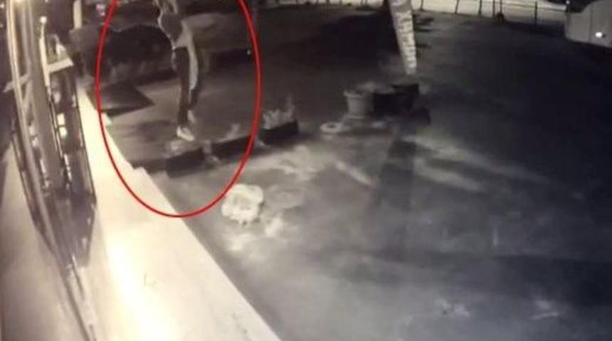 (&ouml;zel Haber) Sancaktepe&rsquo;de Saldırganın Filmleri Aratmayan Ka&ccedil;ışı