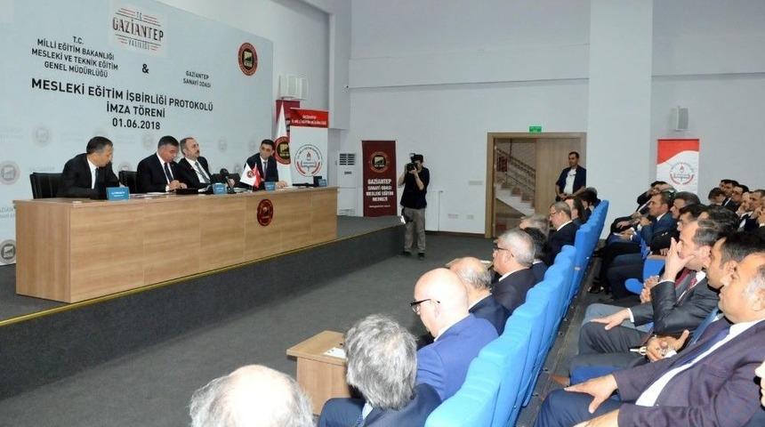 Mesleki Eğitimde İşbirliği Protokolü İmzalandı