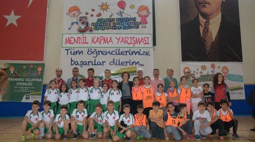 &Ccedil;ocuklar Şampiyon Olmak İ&ccedil;in M&uuml;cadele Etti