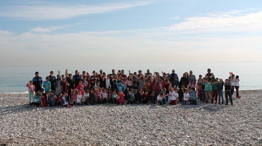 Antalya’da “kır Çiçekleri” Projesi