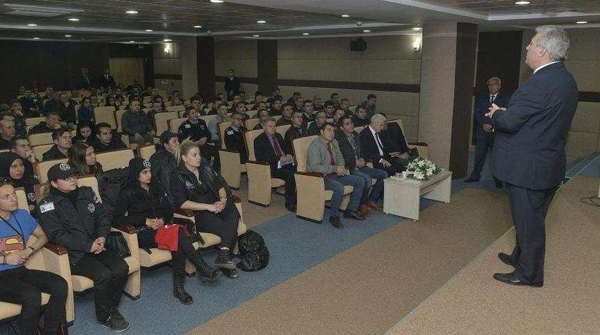 Karaman&rsquo;da Polis Ve &Ouml;zel G&uuml;venlik G&ouml;revlilerinin İşbirliğine Y&ouml;nelik Bilgilendirme Toplantısı