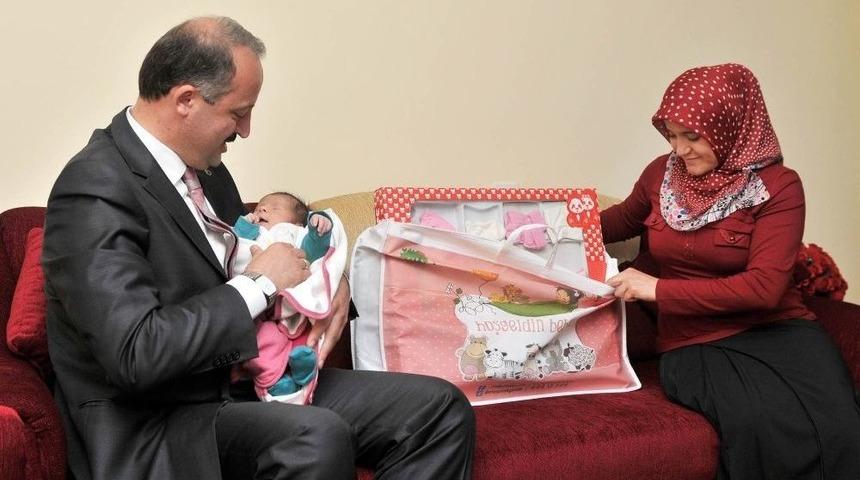 İlk Hediyeleri Mamak Belediyesinden