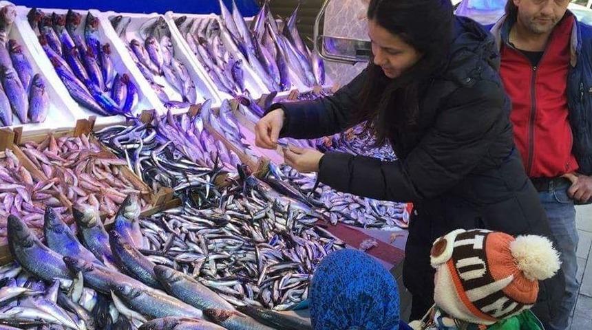 Minik &Ouml;ğrenciler Hangi Mevsimde Hangi Balığın Yenileceği &Ouml;ğrendi