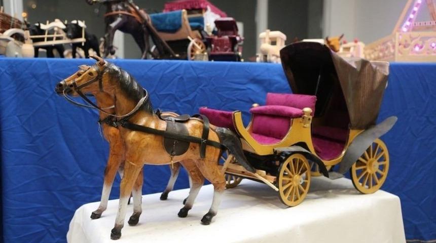 El Emeği Eserler Sanatseverlerle Buluştu