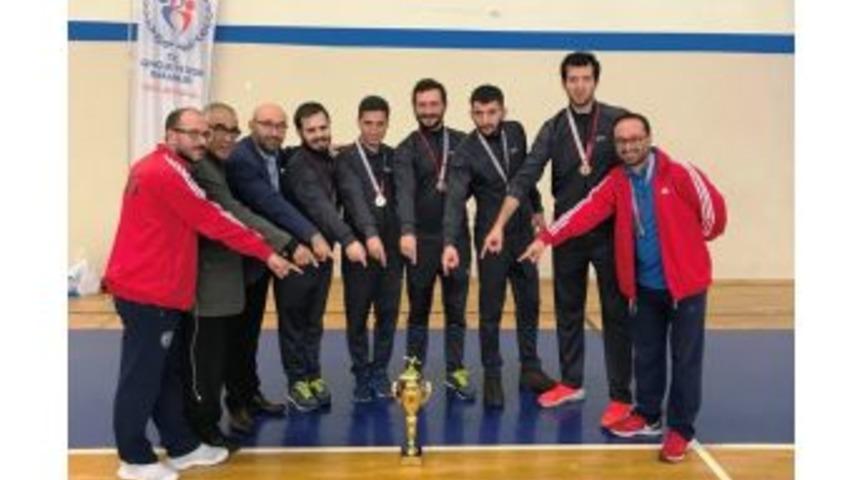 Nil&uuml;fer Belediyesi Gesk Namağlup Şampiyon