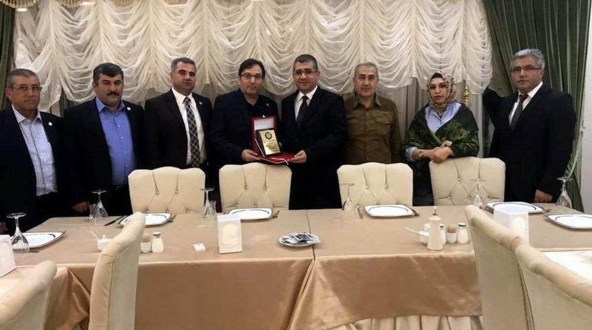 Sağlık M&uuml;d&uuml;r&uuml; Happani&rsquo;ye Veda Yemeği