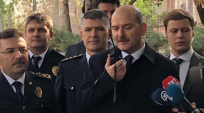 Bakan Soylu, Telsizden Polislere Seslenerek, Kendilerini Kutladı