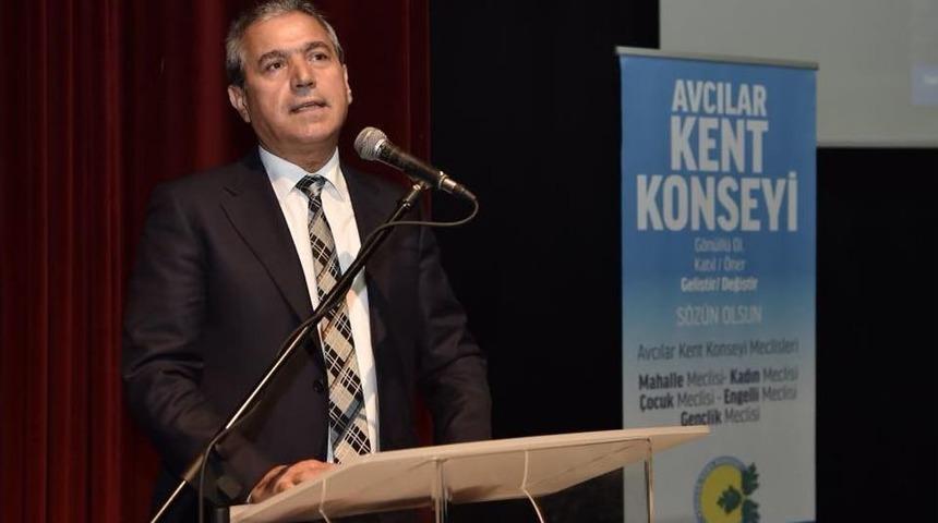 Avcılar&rsquo;da Abbas G&uuml;&ccedil;l&uuml; İle Eğitim Zirvesi