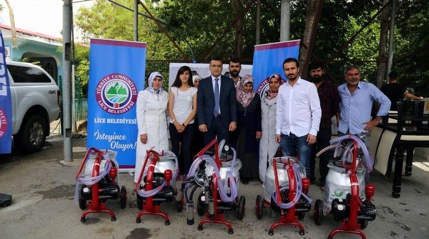 Lice Belediyesi&rsquo;nden &Ccedil;ift&ccedil;ilere Destek