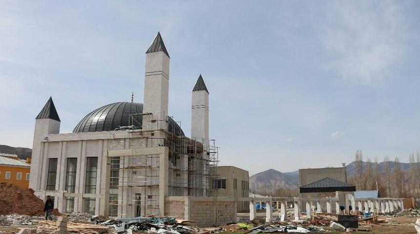 Nusret&rsquo;in Paşalı K&uuml;lliyesi İnşaatı Bitiyor