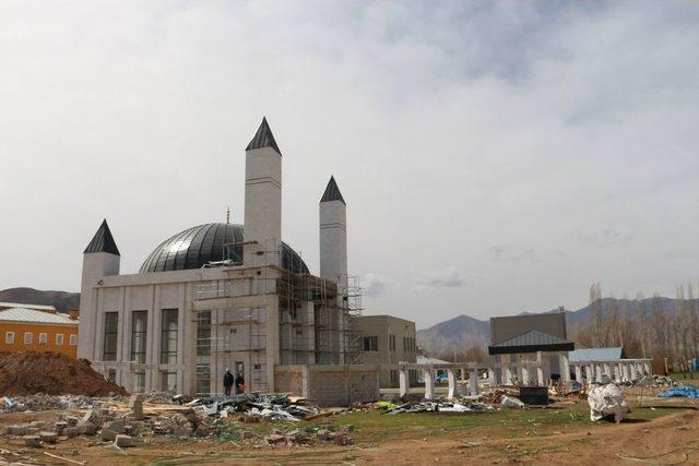 Nusret’in Paşalı Külliyesi İnşaatı Bitiyor