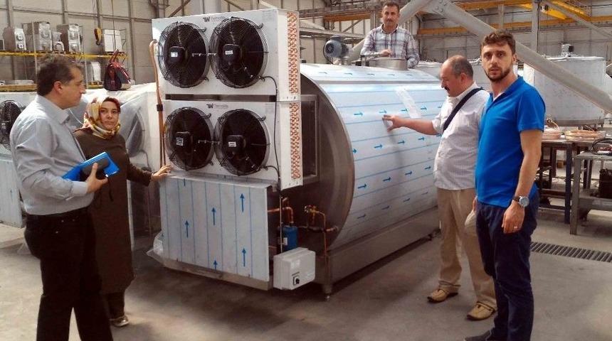 B&uuml;y&uuml;kşehirden S&uuml;t &Uuml;reticilerine Soğutma Tankı