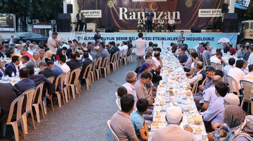 Kardeşlik Sofrası Bu Kez Hilvan&rsquo;da Kuruldu