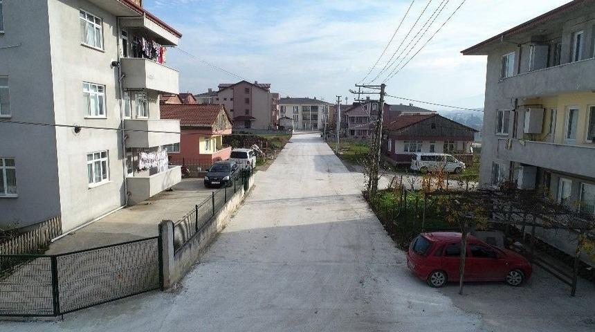 Başiskele&rsquo;de 7 Sokak Betonla Kaplandı