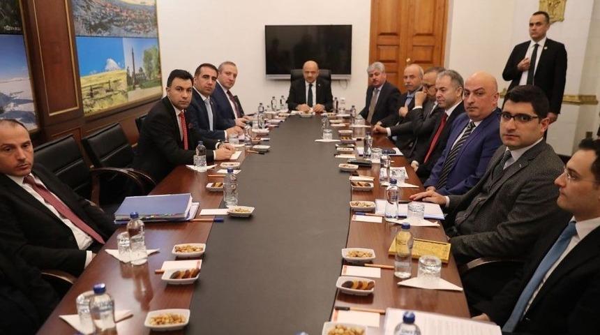 Başbakan Yardımcısı Işık: &ldquo;harakani Hazretlerinin Memleketinde Olmaktan Memnuniyet Duyuyorum&rdquo;