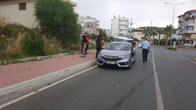 Antalya’nın Manavgat İlçesinde Trafik Kazası: 2 Yaralı