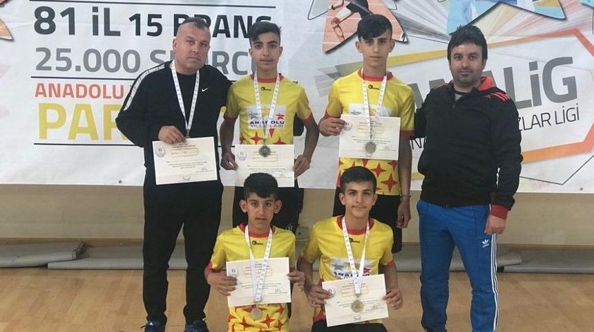 Mardin Badmintonda Finale Y&uuml;kseldi