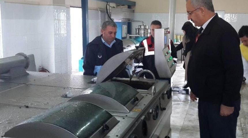 Tarsus&rsquo;ta Zeytin Tesislerinde Denetim