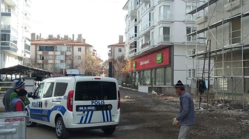 İnşaatın İskelesinden D&uuml;şen İş&ccedil;i Ağır Yaralandı