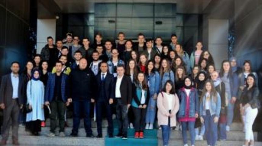 Batı Trakyalı Öğrenciler Çomü’yü Gezdi