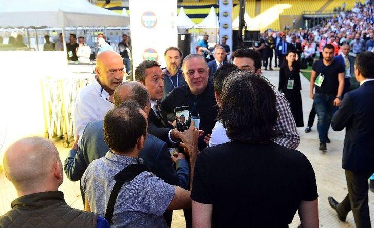 Ali Koç’un Konuşması Sırasında Gerginlik Yaşandı G2