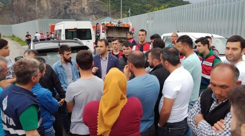 &Ccedil;avuşlu Belediyesi, Katı Atık Bertaraf Tesisi&rsquo;nin &Ouml;n&uuml;n&uuml; İş Makineleriyle Kapattı