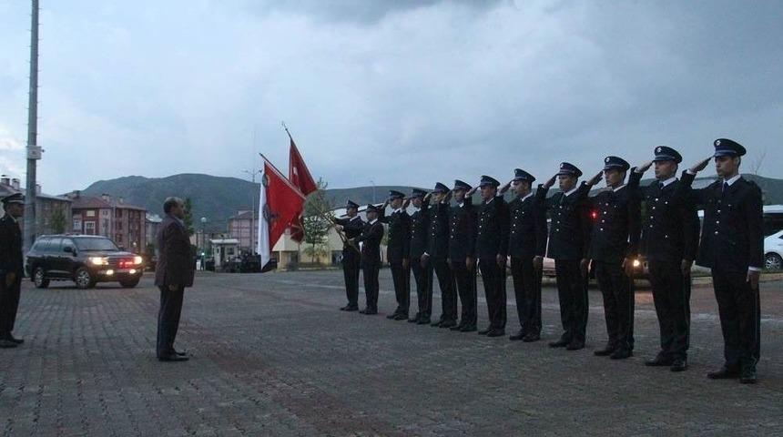 Bitlis Valisi Polis Adayları İle İftar Bir Araya Geldi