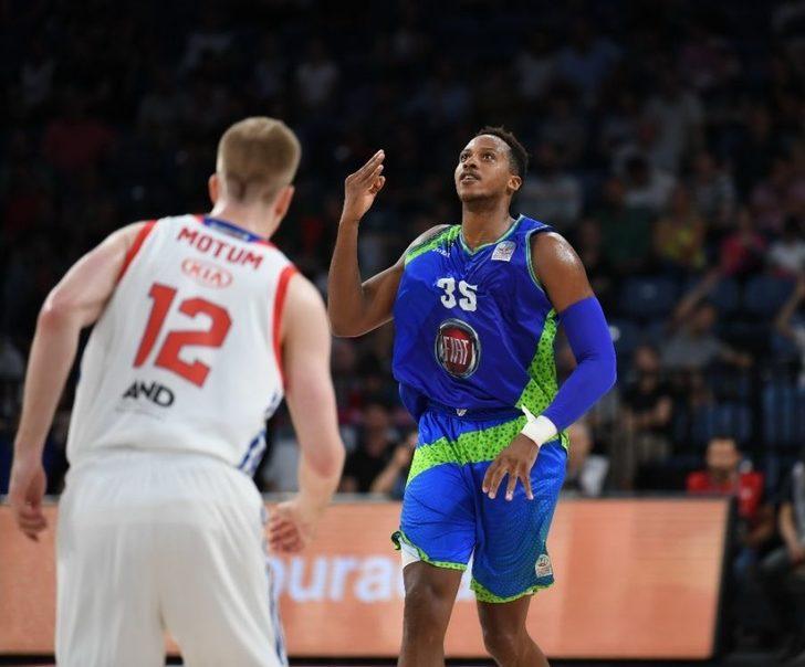 Tahincioğlu Basketbol Süper Ligi: Anadolu Efes: 70 - Tofaş: 76 G1