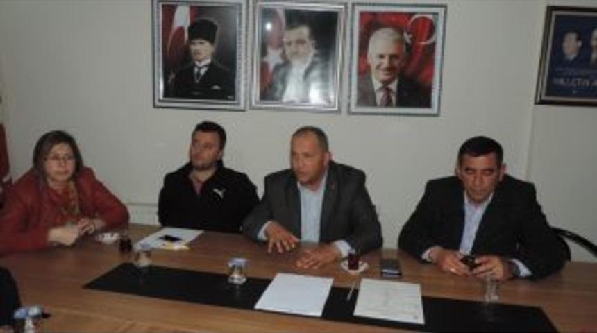 Ak Parti İl&ccedil;e Başkanı Şent&uuml;rk: "chp İl&ccedil;e Başkanı &Ouml;z&uuml;r Dilemeli"