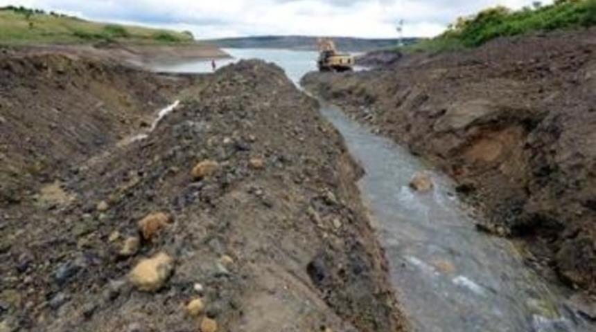 Yeni havalimanı i&ccedil;in g&ouml;ller boşaltılıyor