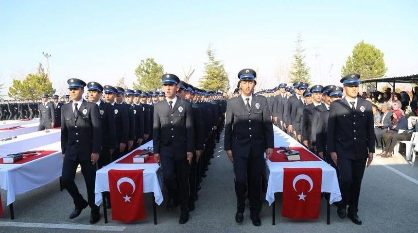 Ereğli Pomem&rsquo;de Mezuniyet Coşkusu Yaşandı