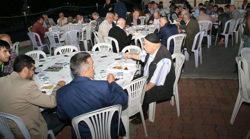 Devrek Belediyesi Sokak İftarları Devam Ediyor