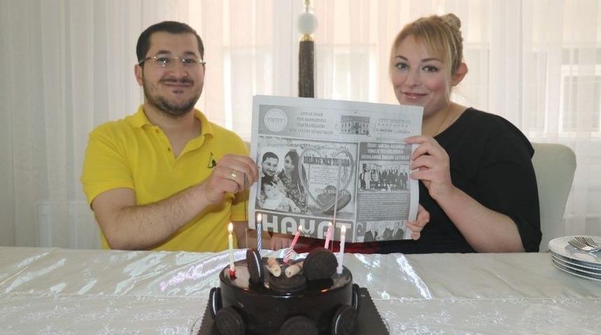 Doğum G&uuml;n&uuml;nde Karısından S&uuml;rmanşet S&uuml;rprizi