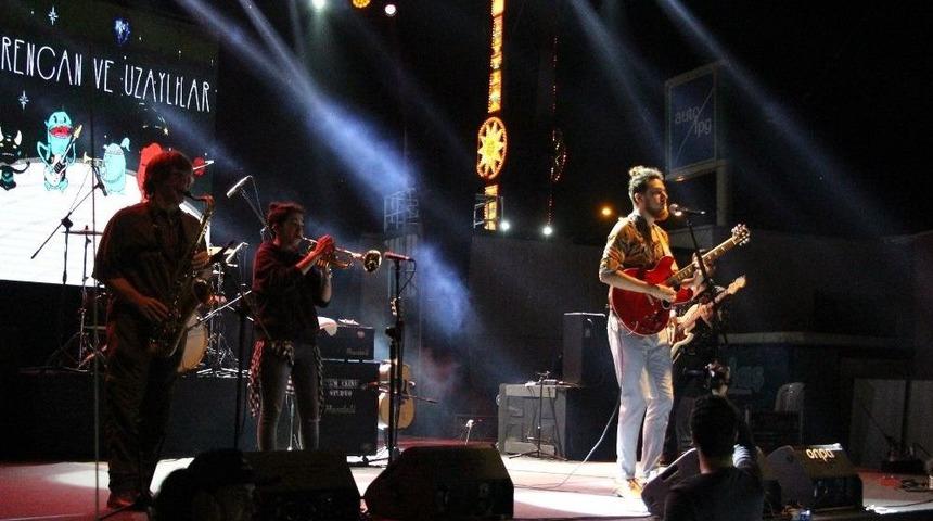 Gen&ccedil; M&uuml;zisyen Evrencan G&uuml;nd&uuml;z Fasl-ı Şahane&rsquo;ye Konuk Oldu