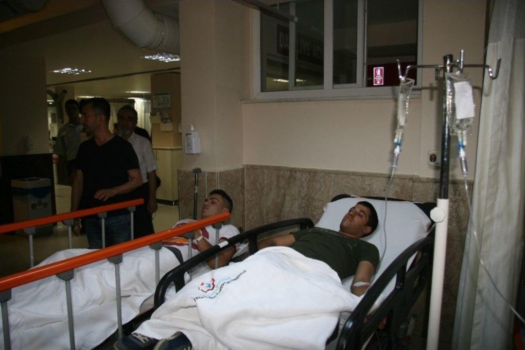 Denizli&rsquo;de 62 Asker Gıda Zehirlenmesi Ş&uuml;phesiyle Tedavi Altına Alındı